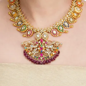 ARWA NECKLACE