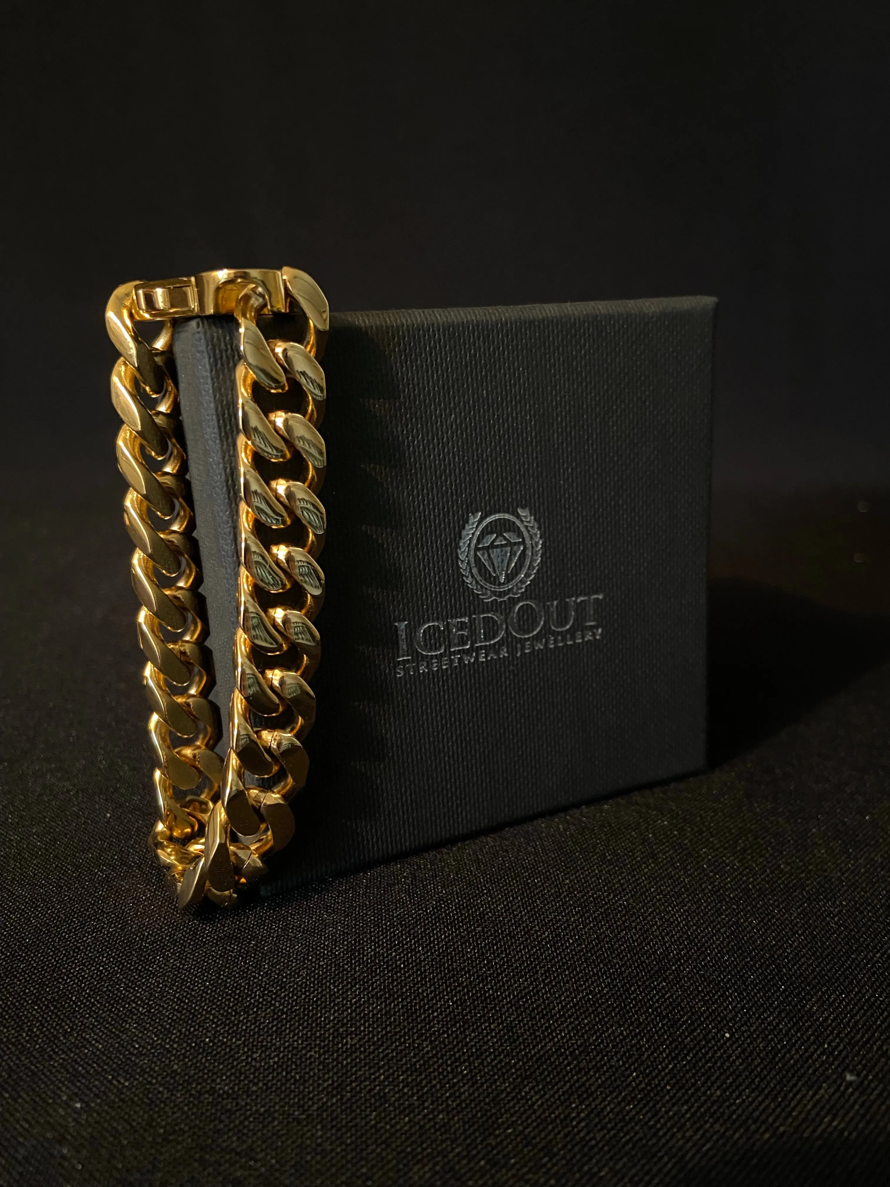 Cuban bracelet - gold (12mm)