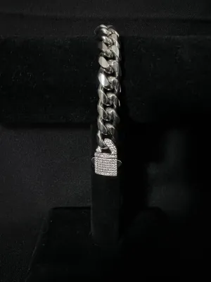 Iced clasp Cuban bracelet - white gold
