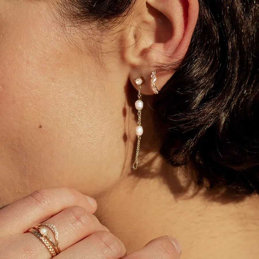 LUNA PERLA PEARL CHAIN EARRING
