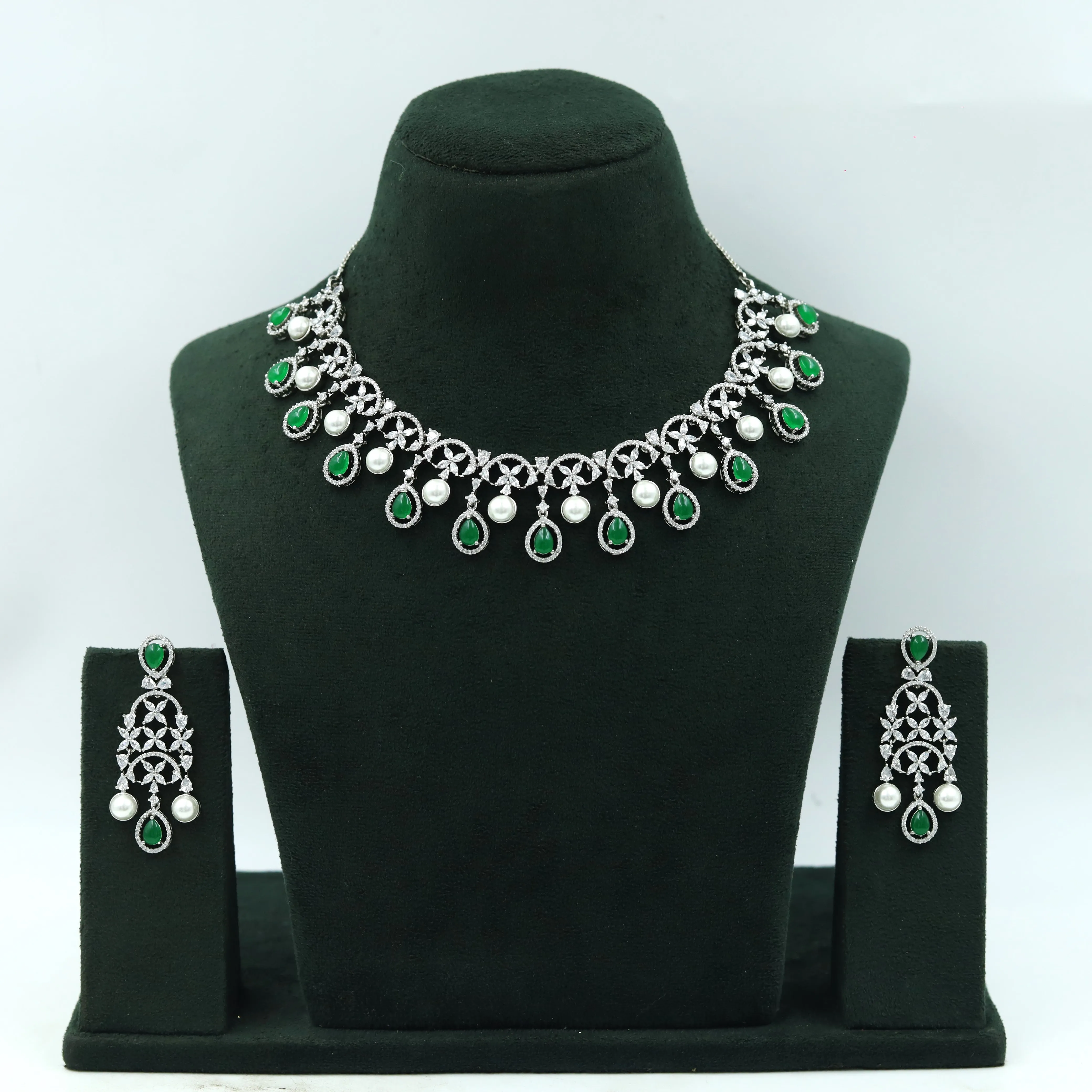 Round Neck Zircon/AD Necklace Set 6014-68