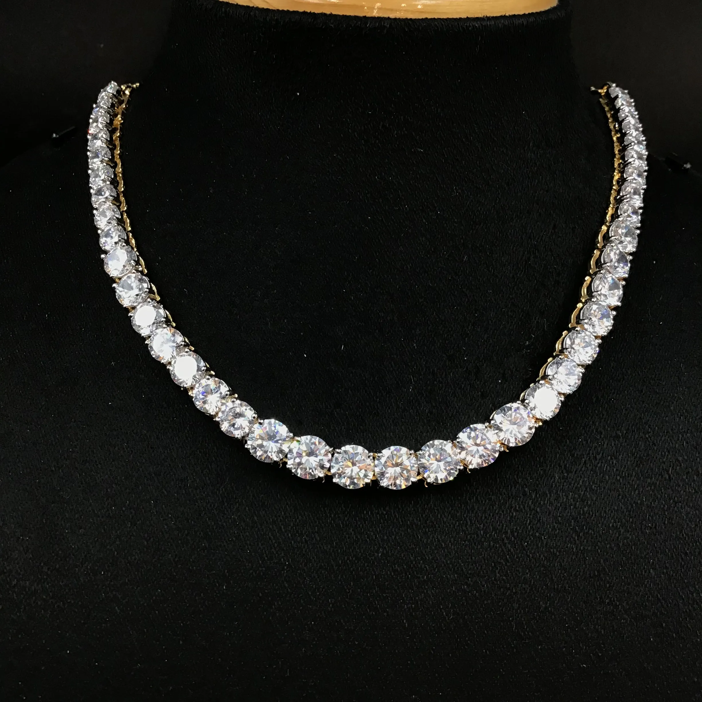 Single Line Round Neck Zircon/AD Necklace 3269-08